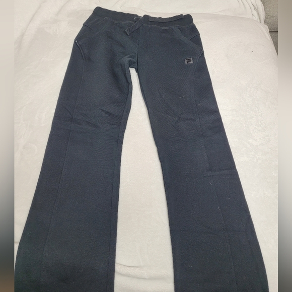 Black Fila joggers - Picture 3 of 4